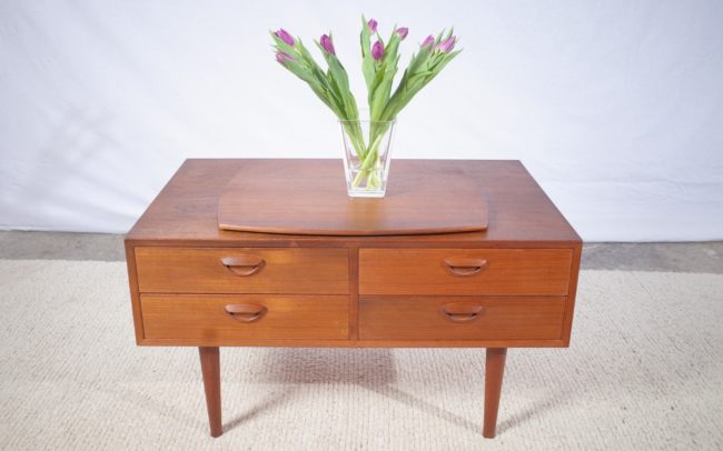 Mid-Century Kommode Fernsehschrank von Kai Kristiansen Teak