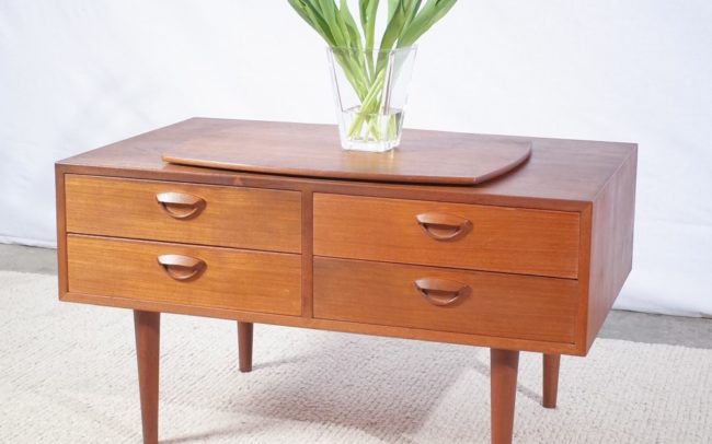 Mid-Century Kommode Fernsehschrank von Kai Kristiansen Teak