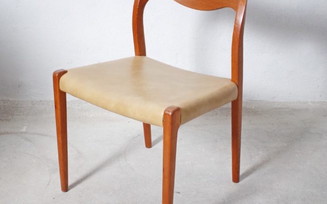 Stühle & Esstisch von Niels Otto Møller für J.L. Møllers, 1970er