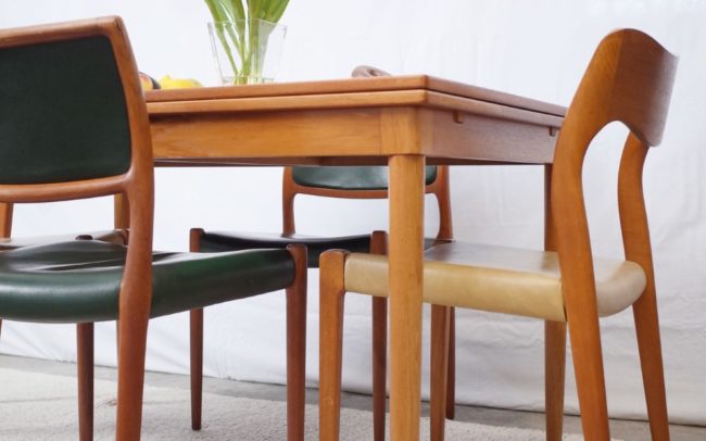 Stühle & Esstisch von Niels Otto Møller für J.L. Møllers, 1970er