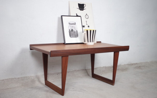 Dänischer Couchtisch aus Teak von P. Løvig Nielson für Løvig
