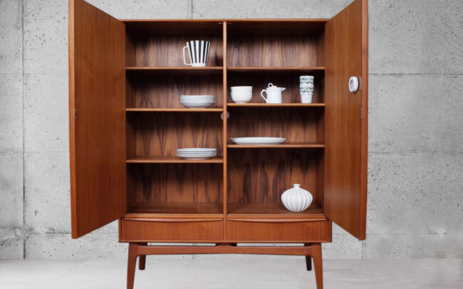 Danish Teak Highboard Schrank Buffet von S. A. Madsen für Knudsen